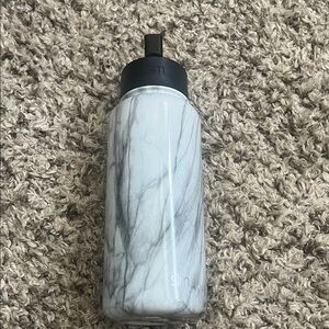 Simple Modern Summit Tumbler - Black and Gray Marble — 32oz